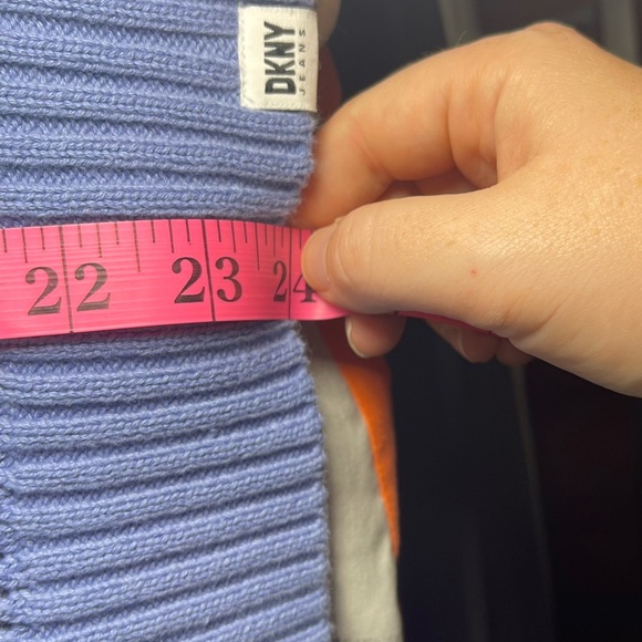 DKNY Women’s Skyway Blue Open Knit Sleeveless preppy Sweater Vest in Size XL - Picture 8 of 8